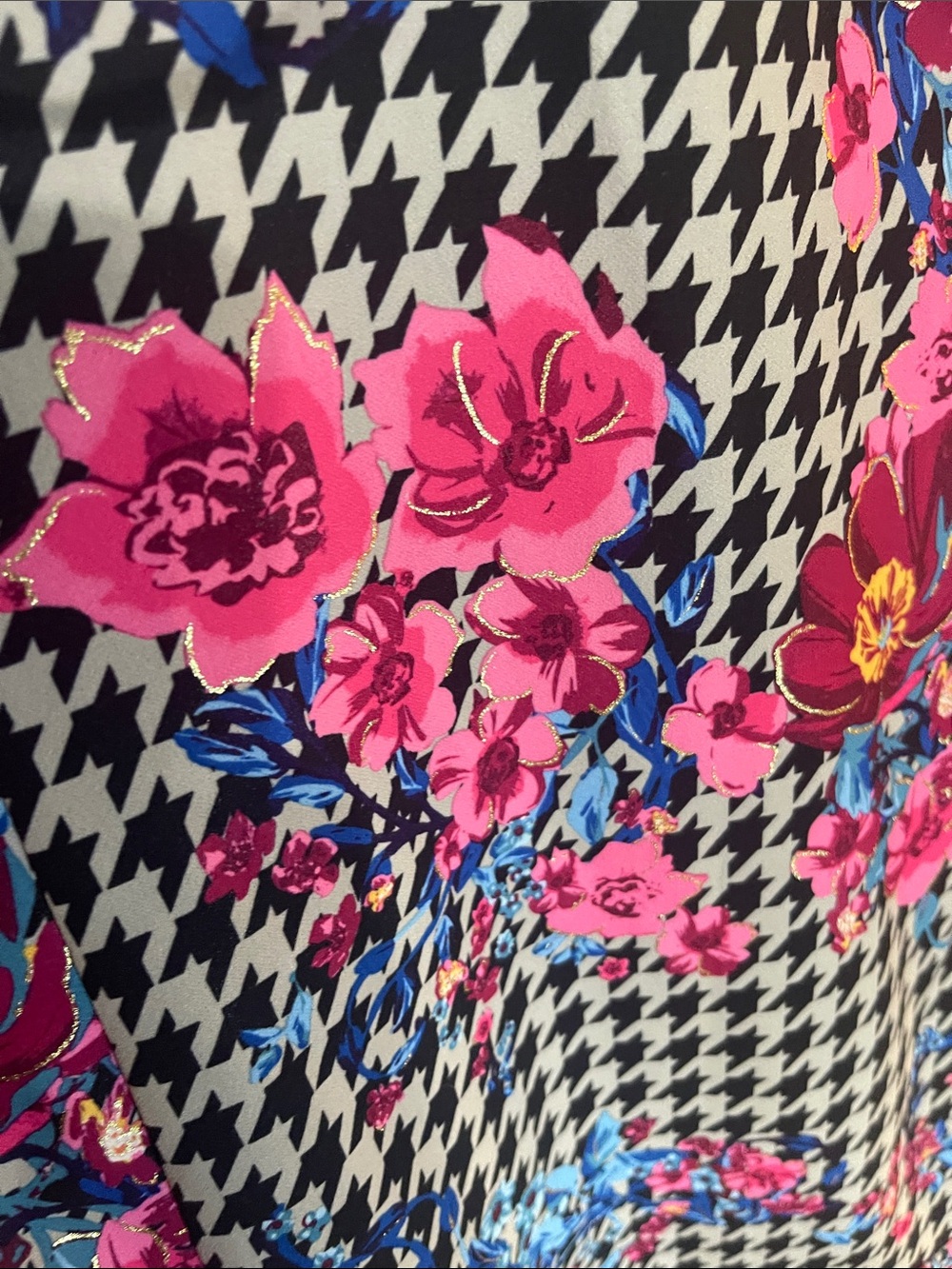 206. Guess Black Houndstooth Midi Dress with Pink & Blue Floral Print - Picture 6 of 11